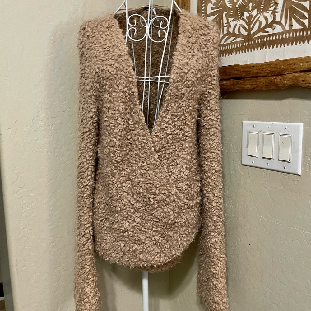 Almost New Free People Sweater so pretty